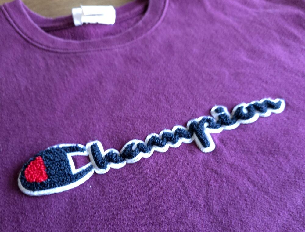 Champion Reverse Weave Sweatshirt Womens M Purple Raised Spellout Unisex Crew